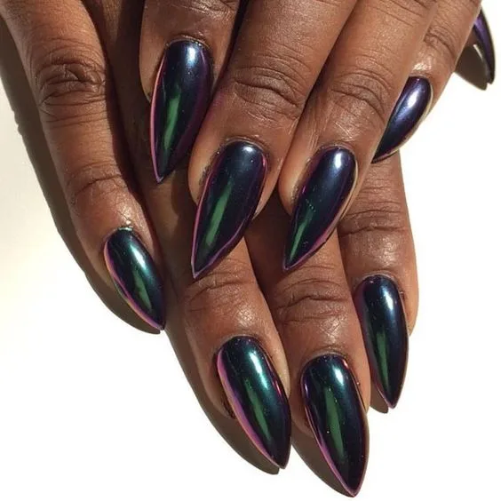 How to Do Chrome Effect on Nails at Home?