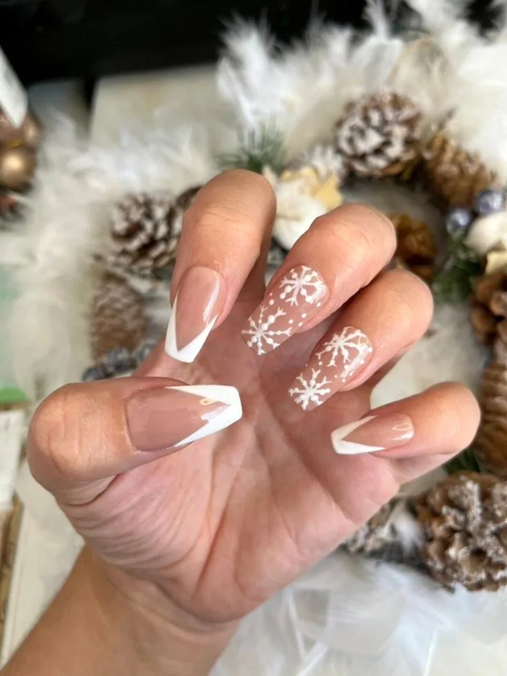 White Christmas Nails